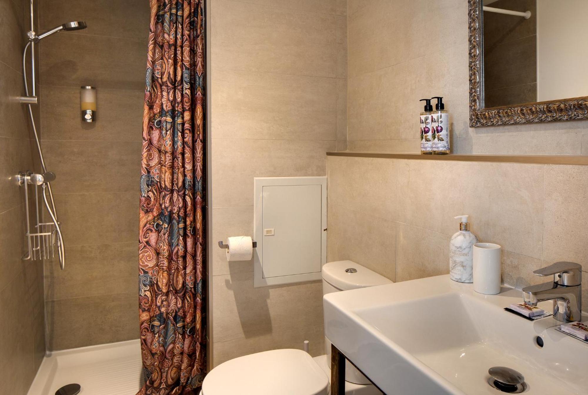 La Maison Des Augustins 4 Stars Spa Et Fitness Авіньйон Номер фото